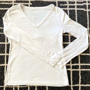 Soft White Longsleeve V-neck Tee